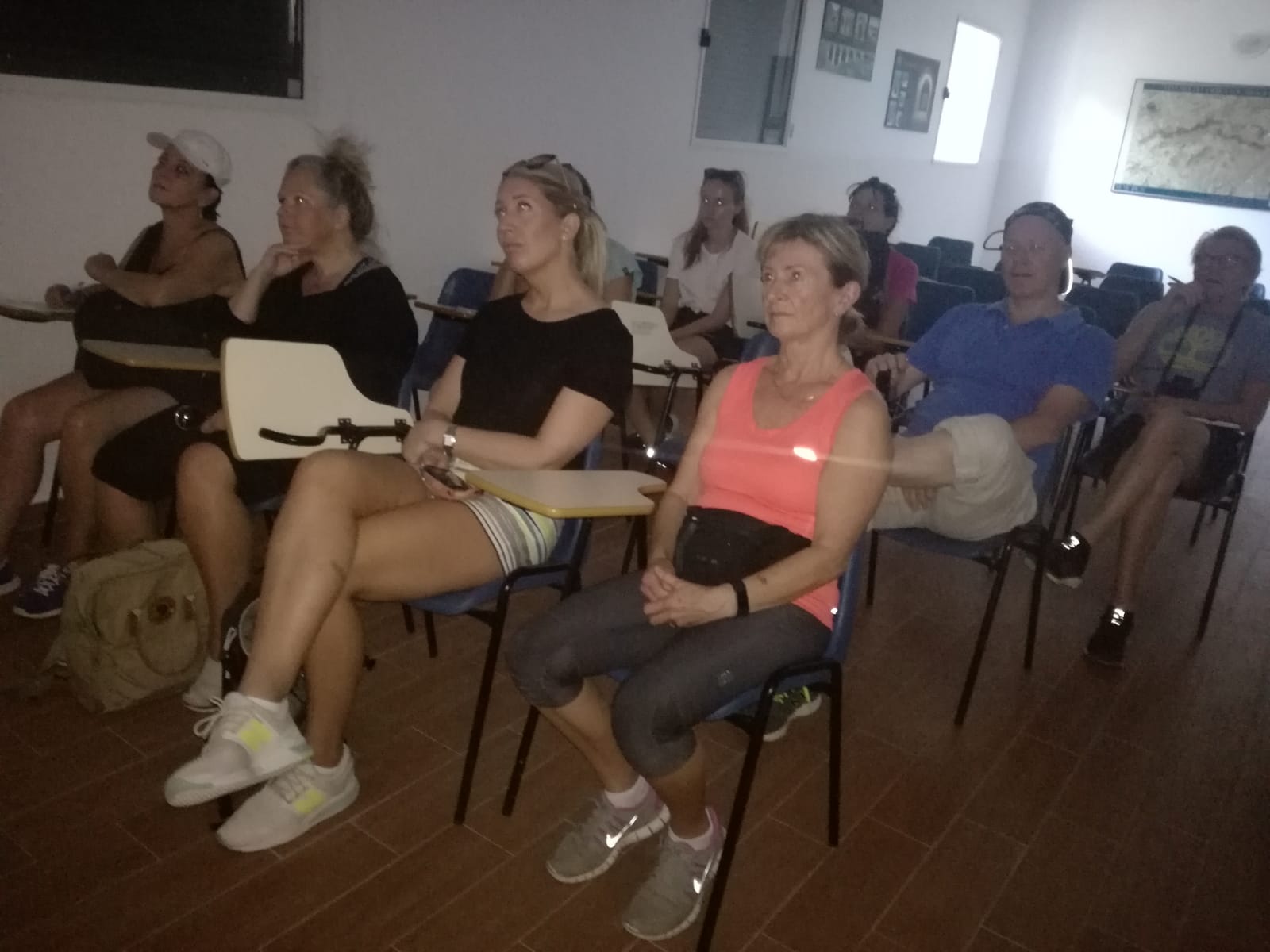 UN GRUPO DE TOUROPERADORES Y PERIODISTAS VISITA ESTOS DÍAS LA VÍA VERDE DE LA SIERRA 3